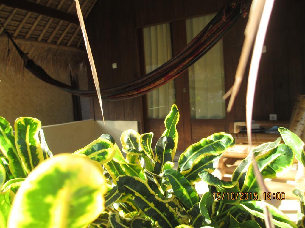 Selong Belanak Bungalows Luaran gambar