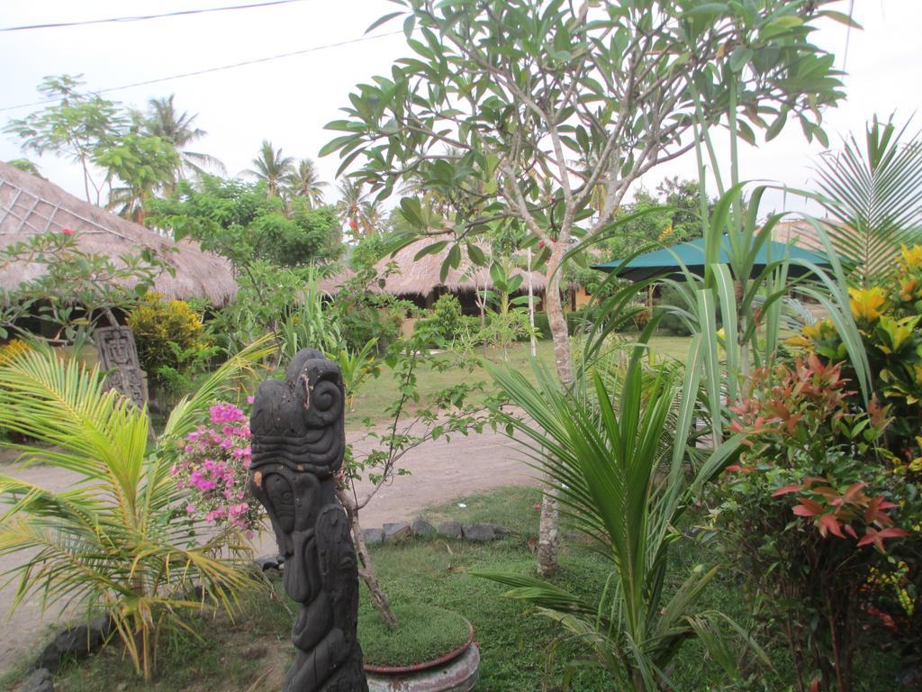 Selong Belanak Bungalows Luaran gambar